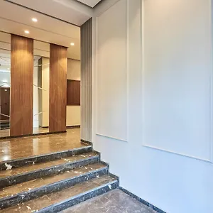 sleek-and-modern-2-bed-unit-in-downtown-casa.hotels-casablanca.net/